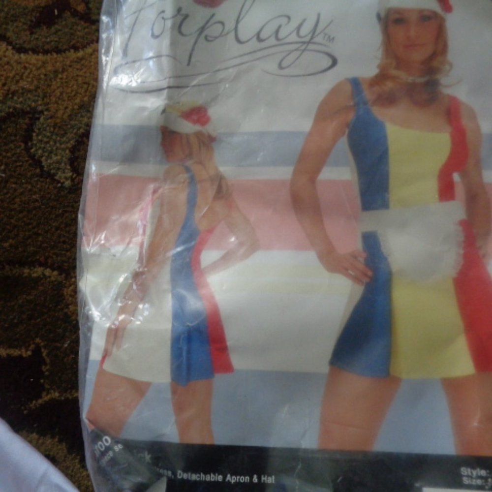 New Sexy Groovy Chick Costume - Halloween - Roles